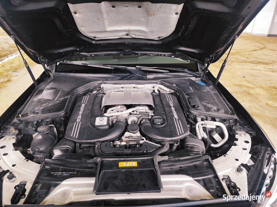 MercedesBenz c63 AMG W205 potężne V8 476 NISKI Dębica