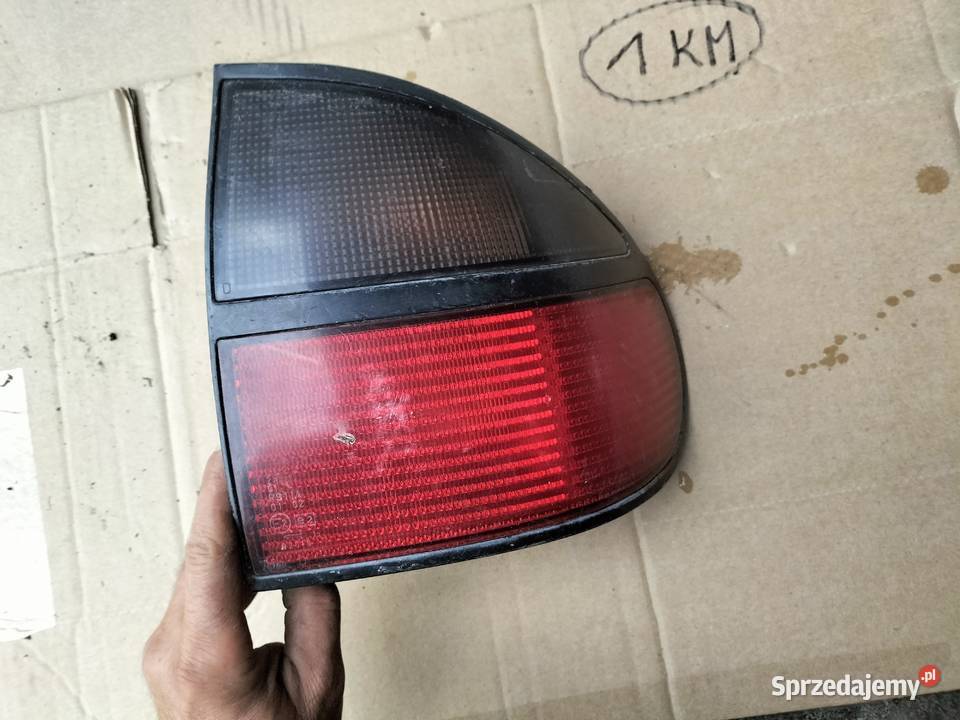 LAMPA TYŁ TYLNA PRAWA LAGUNA 1 Części samochodowe sprzedam