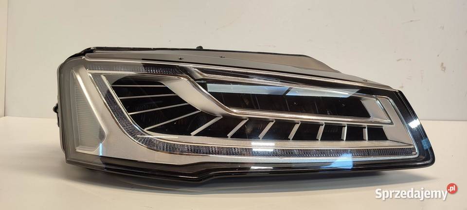 AUDI A8 D4 LAMPA PRAWY PRZÓD MATRIX 2016 osobowe