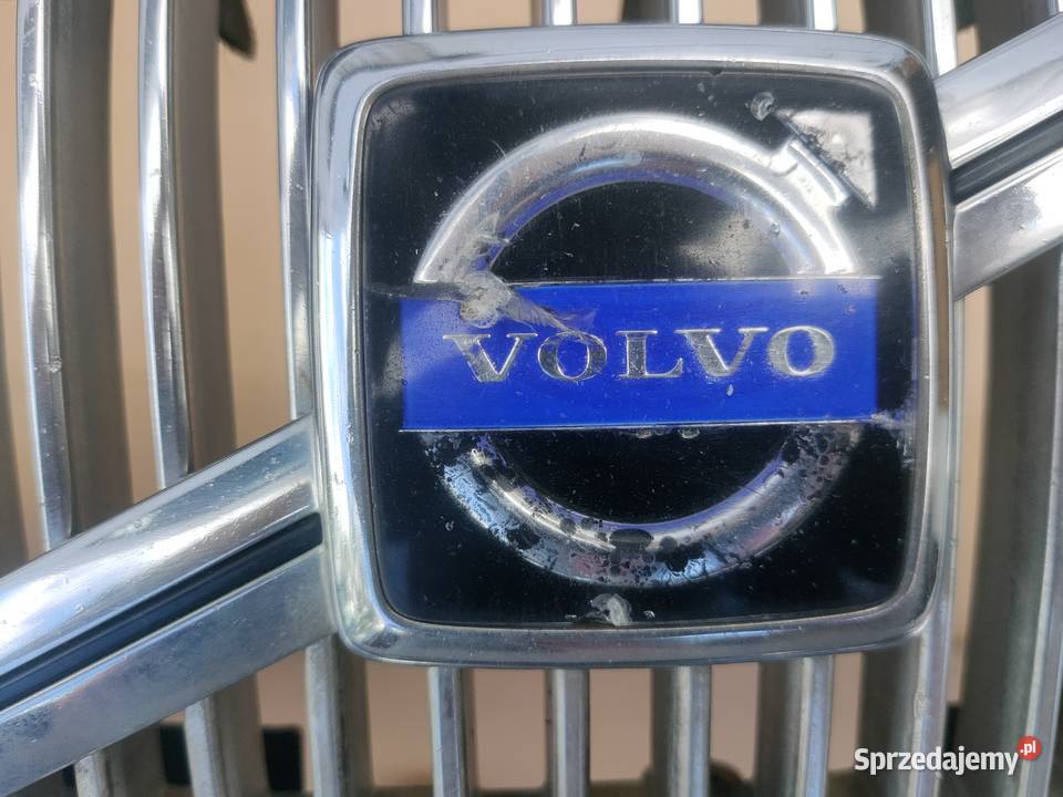 Zderzak przedni Grill Volvo V70 II 09190305 osobowe małopolskie Spytkowice