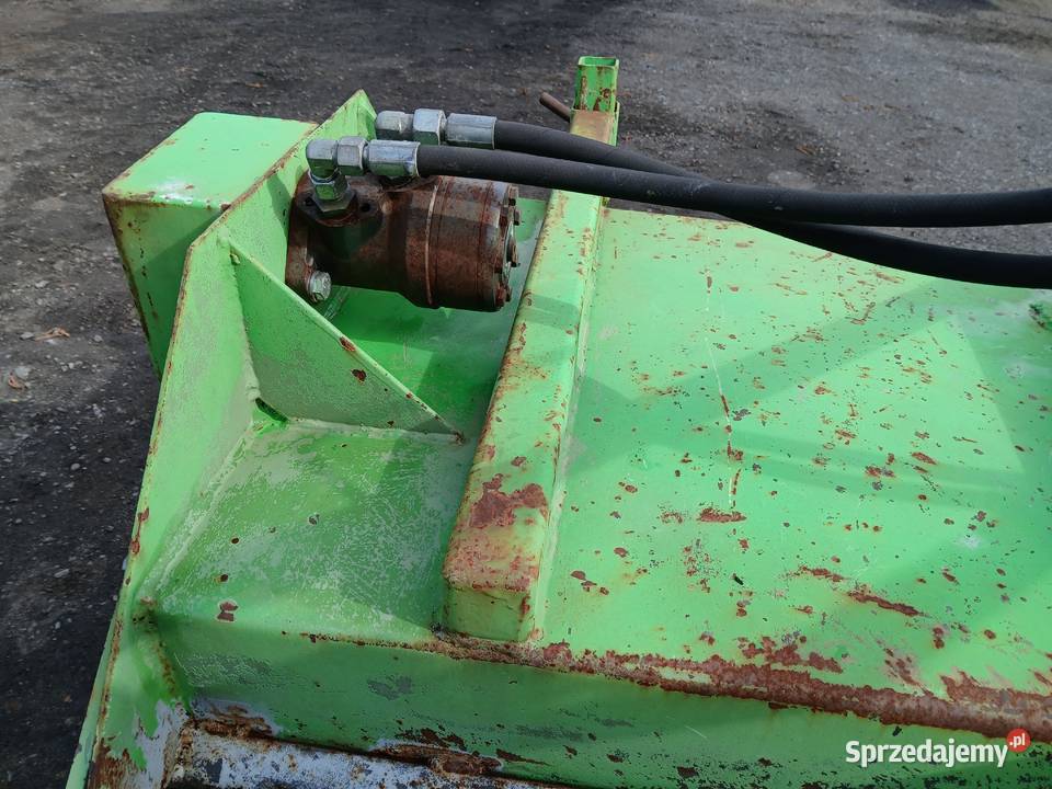 Zamiatarka drogowa 215m sprzedam