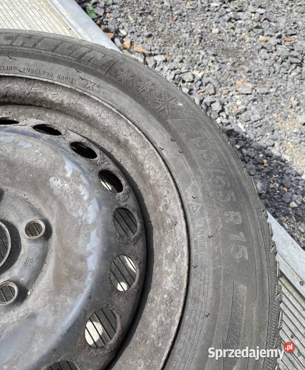 Opony zimowe Michelin Alpina 5 1956515 i felgi dolnośląskie