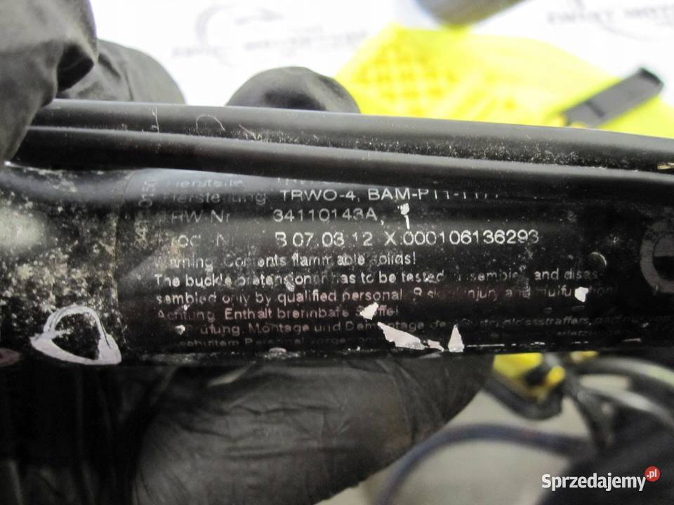 BMW F30 12r napinacz pasa lewy przód 7259387 osobowe Pasy bezpieczeństwa