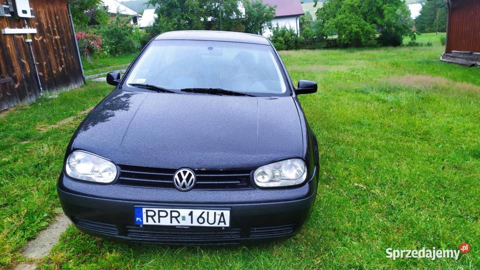 Volkswagen golf IV 19 SDI Samochody osobowe podkarpackie Kuźmina sprzedam