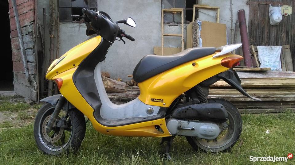 Skuter Honda x8r 49cm3 Borki