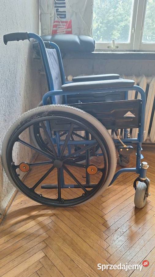 Nowy wozek inwalidzki