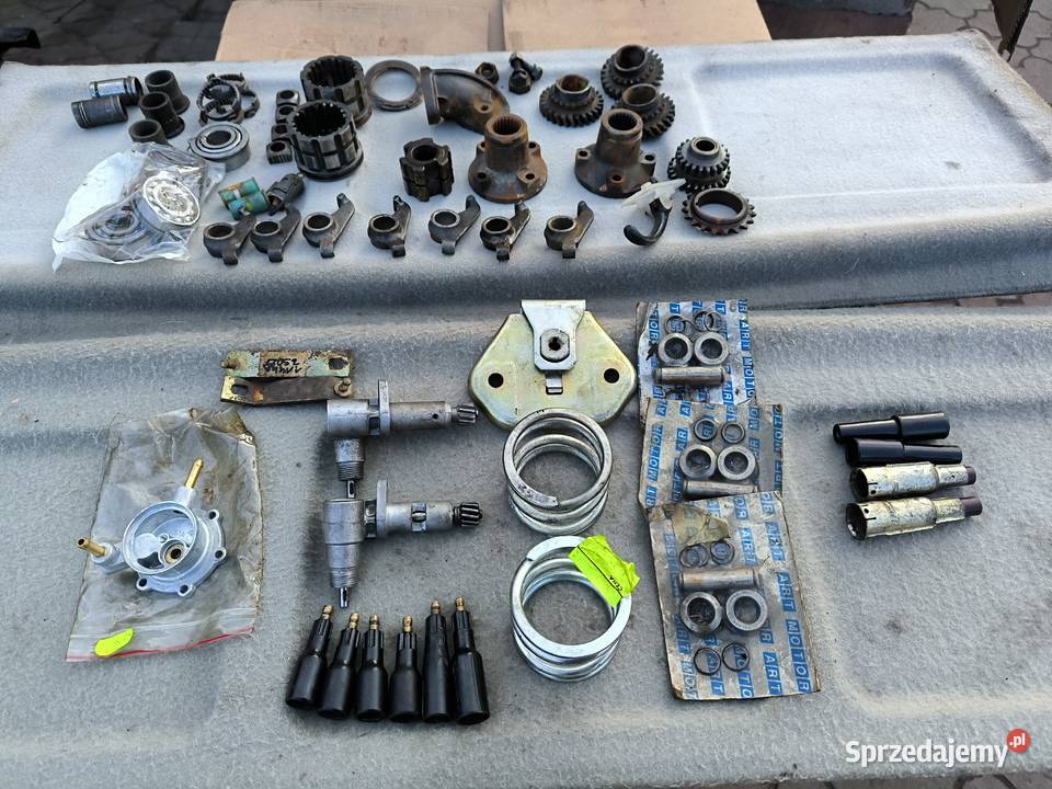 Fiat 126p łożyska PRL synchronizator kondensator podkarpackie Stalowa Wola