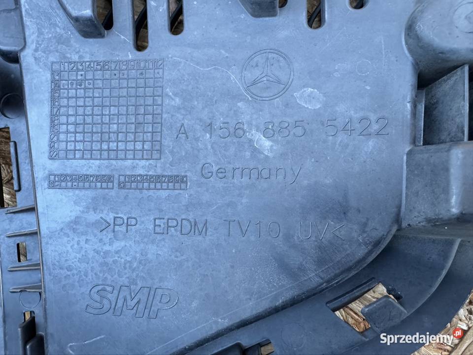 Kratka zderzaka przód prawa rh Mercedesbenz gla Pozostałe Międzychód