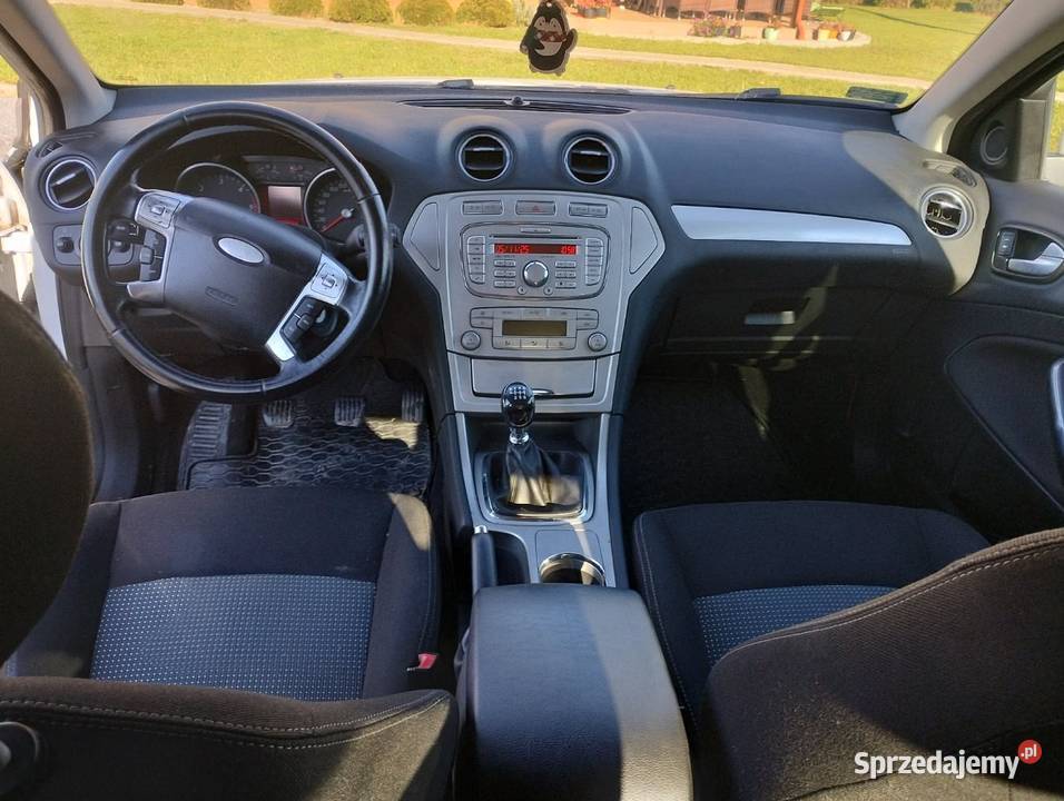 Ford Mondeo 20 TDCI światła przeciwmgielne Bukowsko