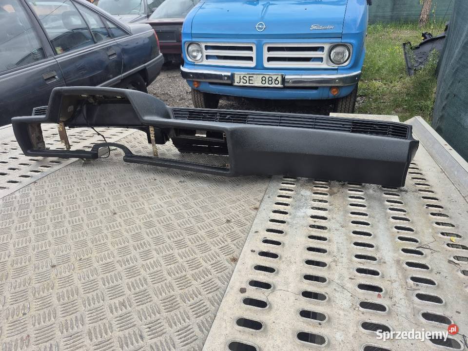 Konsola kokpit BMW E24 w super stanie osobowe podlaskie Podozierany