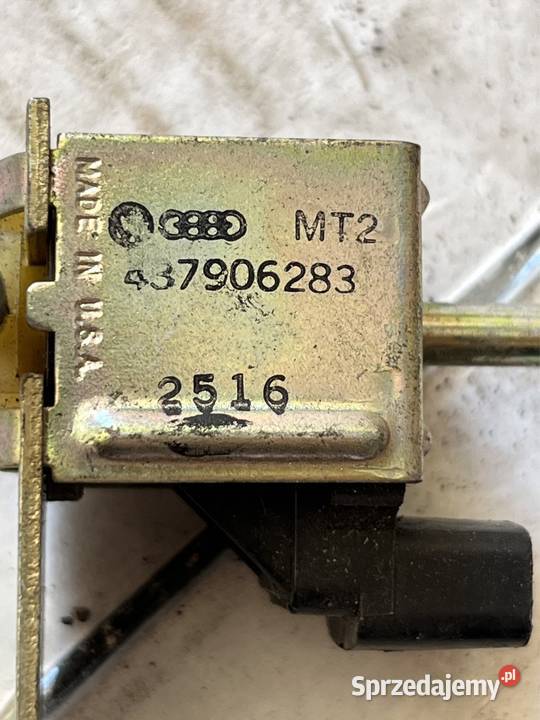 Zawór podciśnienia Audi VW 437906283 osobowe zachodniopomorskie