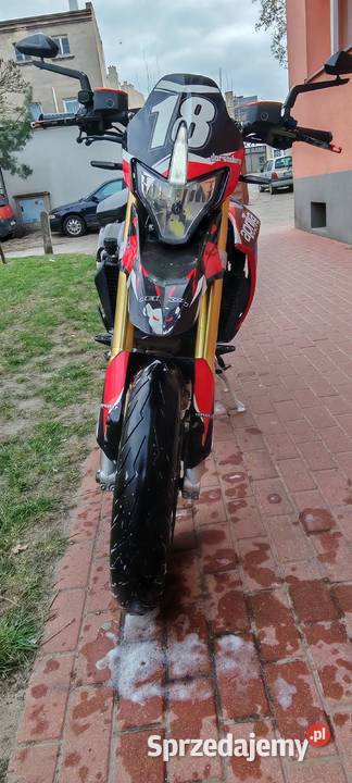 Aprilia Dorsoduro 750
