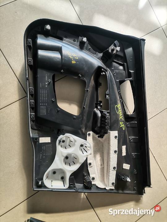 Tapicerka drzwi przed LP boczki ford s Białystok