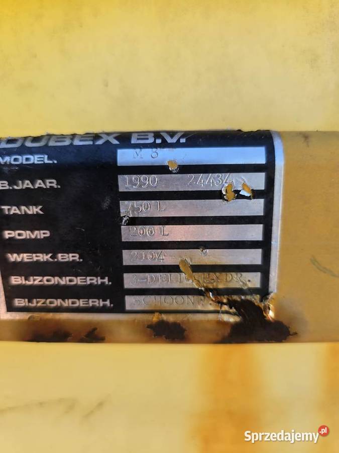 Opryskiwacz zbiornik 750l nieuszkodzony Wąbrzeźno