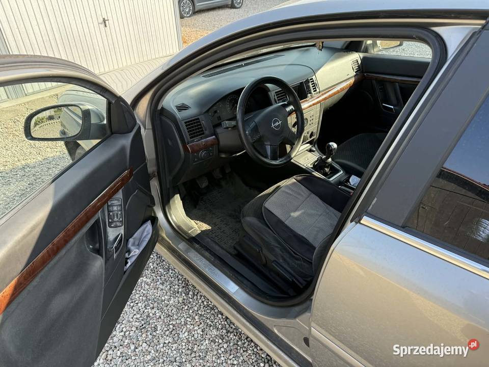 Opel Vectra C 18 benzyna 2003 welurowa tapicerka Łowicz