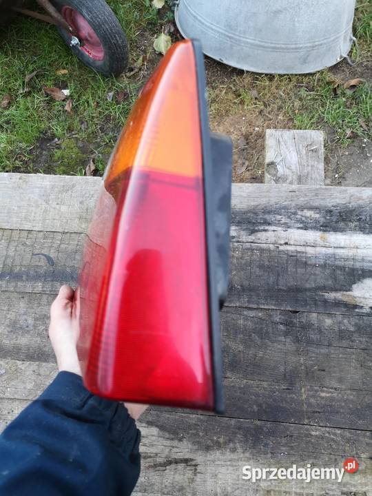 Polonez Caro Tylne lampy sprzedam