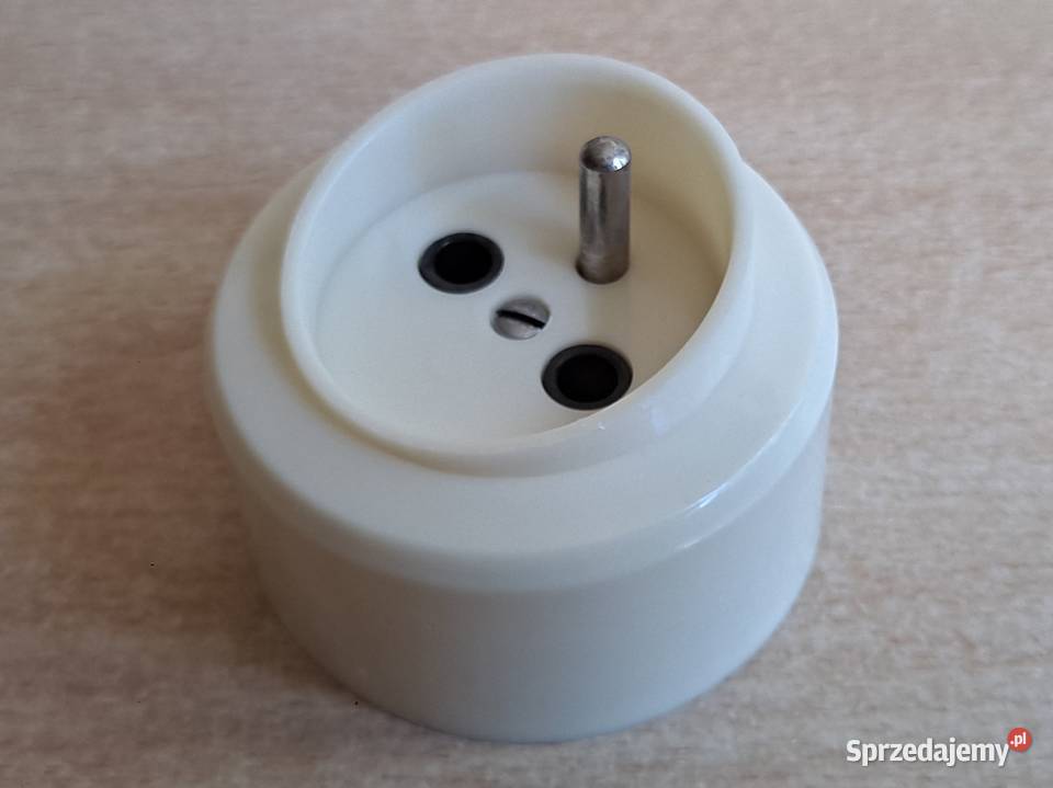 Gniazdo gniazdko elektryczne natynkowe PRL Cieszyn