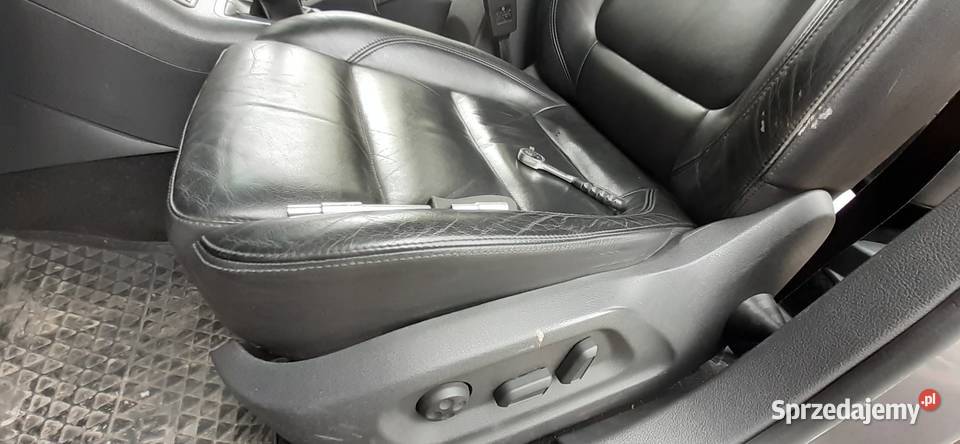 Podsufitka VW Tiguan fotele kanapy isofix Skóra Rok produkcji 2011 Nisko