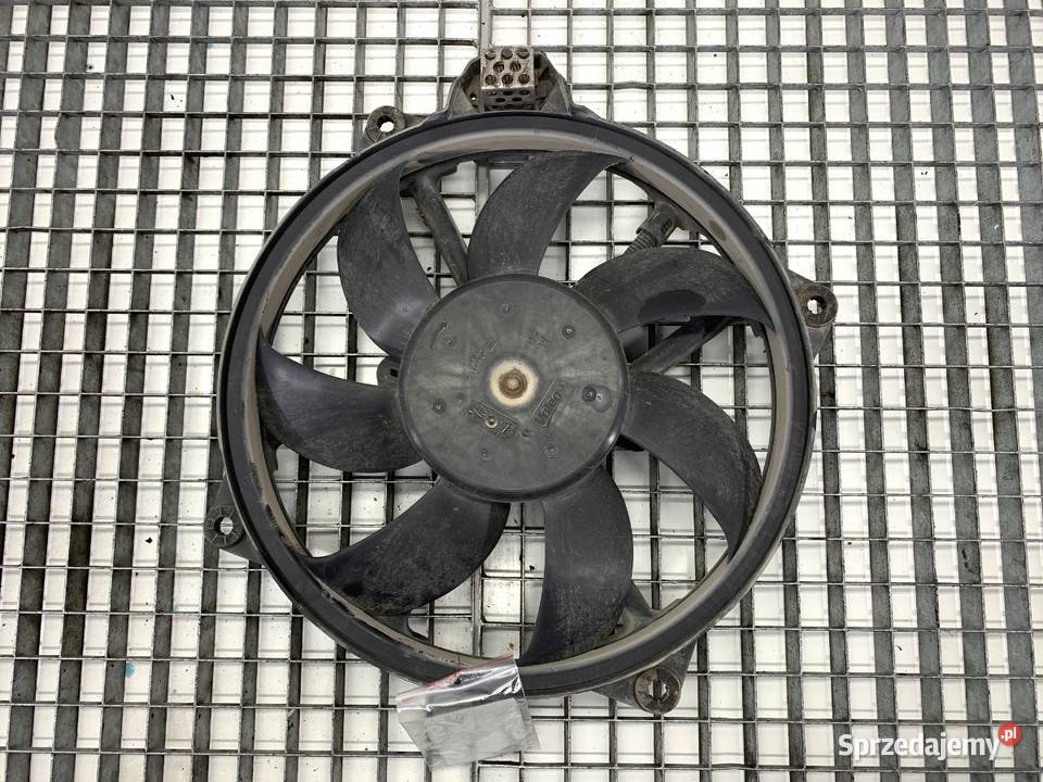 WENTYLATOR CHŁODNICY RENAULT MEGANE III 16 110
