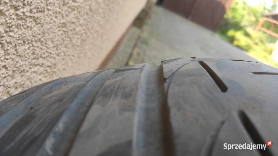 22550 R17 RunFlat CONTI i Bridgestone Piła sprzedam