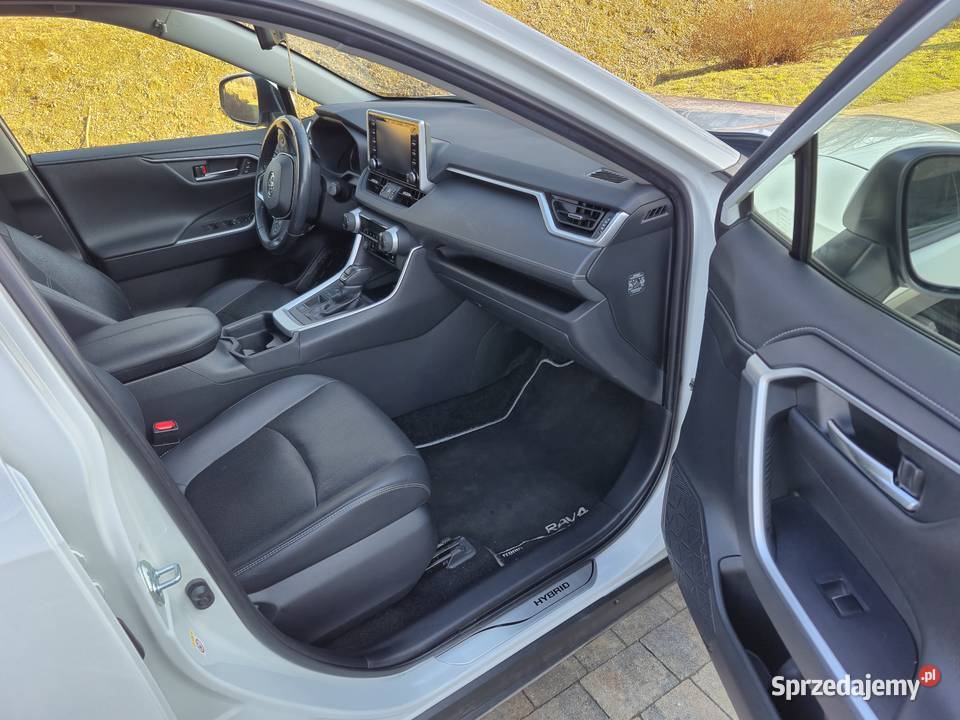 Toyota Rav 4Niski przbiegHybryda 2020 Okazja łódzkie Radomsko sprzedam
