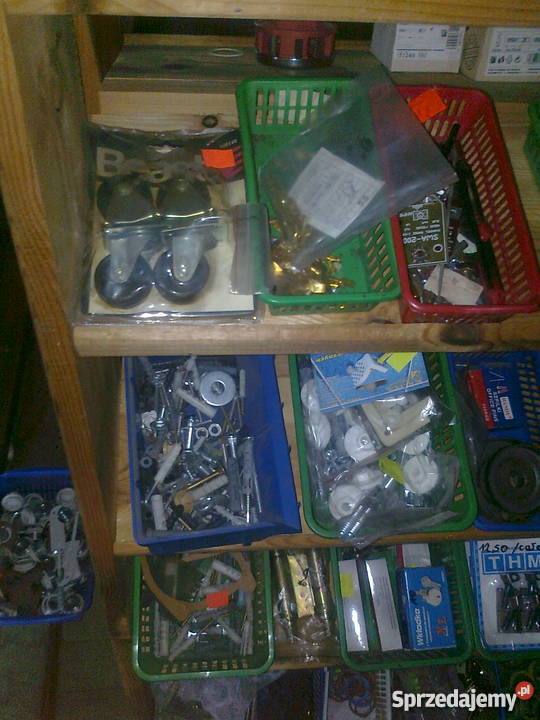 Artykuły przemysłowe likwidacji sklepu Izbica