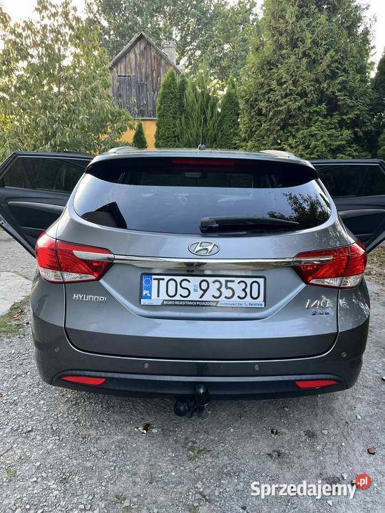 Hyundai i40 nieuszkodzony Motoryzacja świętokrzyskie Ostrowiec Świętokrzyski