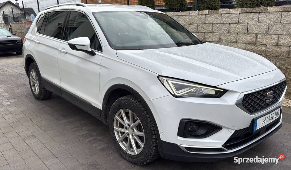 SEAT Tarraco 14 eHybrid Plugin 245 Rok produkcji 2021 Węgrzce