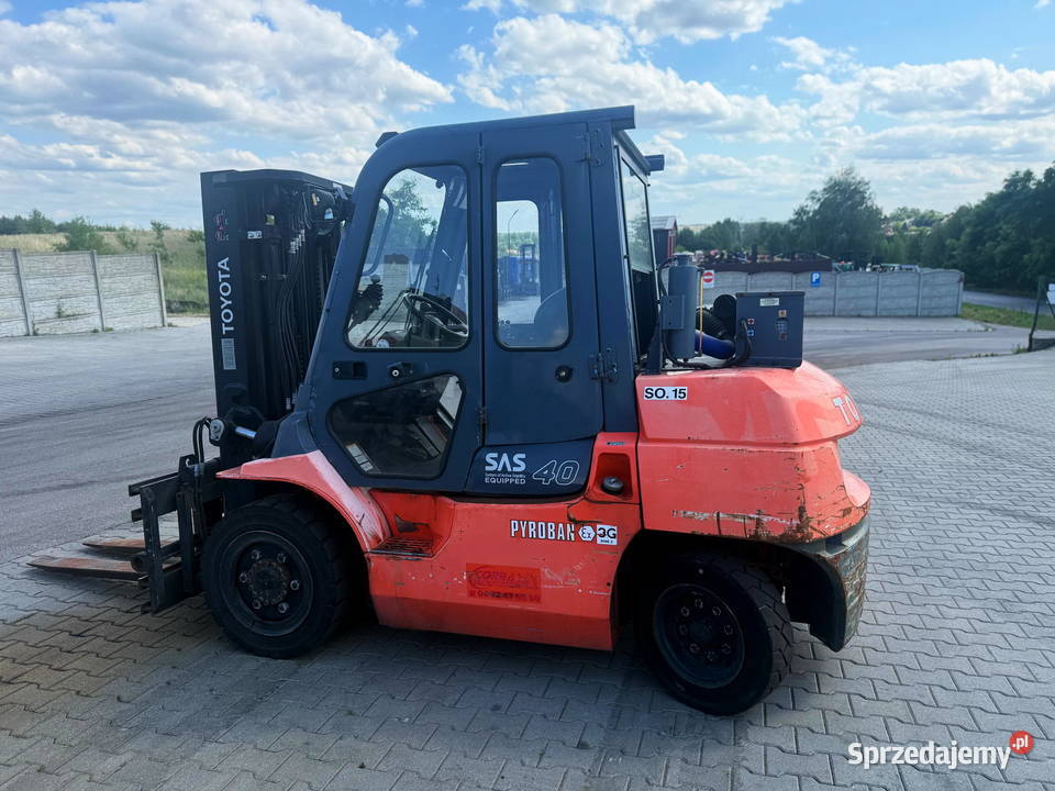 wózek widłowy TOYOTA 7FD35 FD40 Triplex przesuw łódzkie Działoszyn