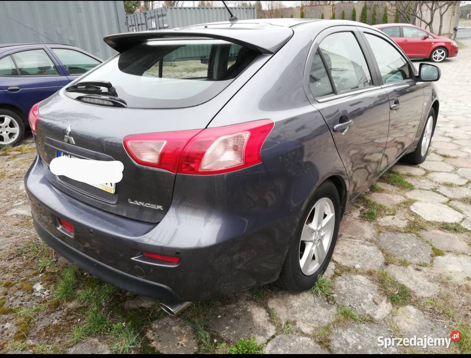 Mitsubishi Lancer Sportback Invite 18 benzyna