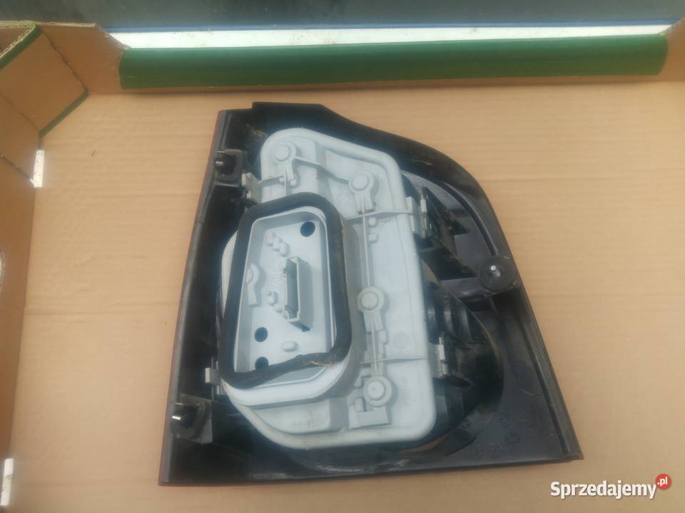 VW POLO 9N lampa lewa prawa 6Q6 945 258 A osobowe Dębno sprzedam