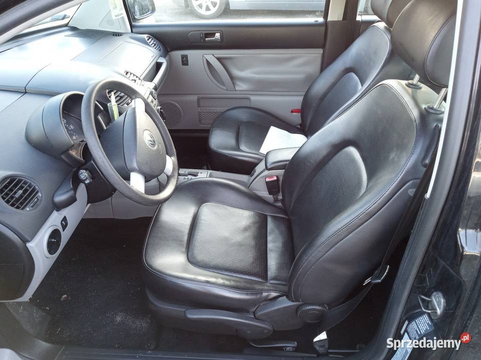 VW Beetle 20 benzyna Automat 2/3