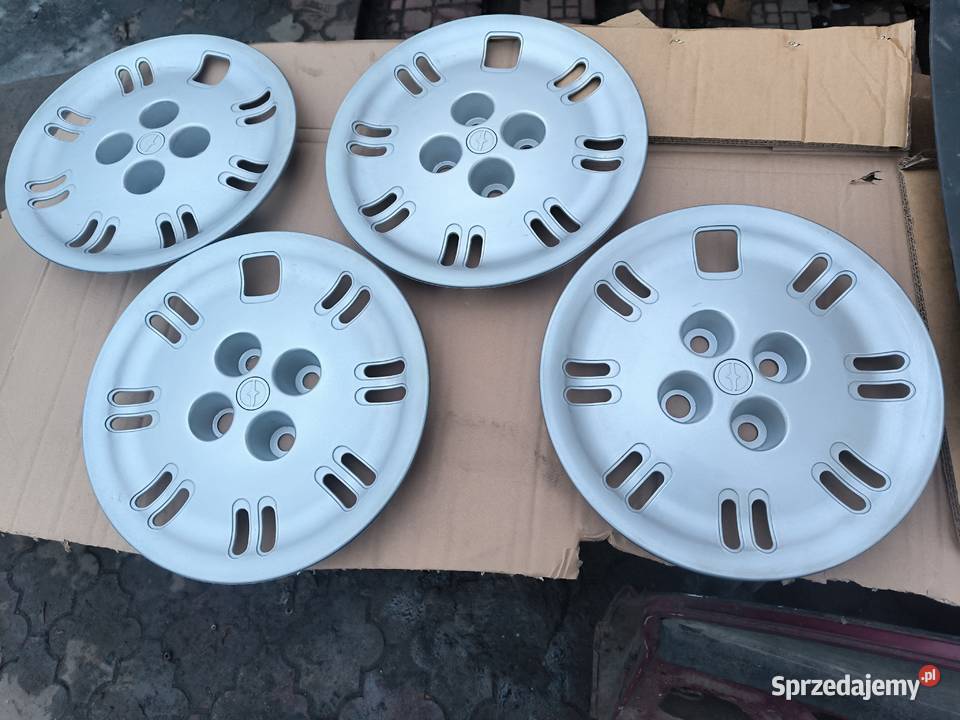 Polonez Caro minus FSO kołpak Fiat 125p ZAS Stalowa Wola