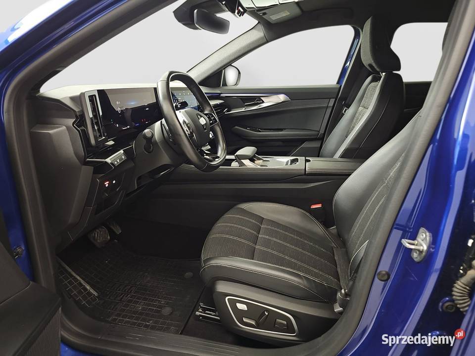 Austral 13 TCe mHEV Techno aut światła LED