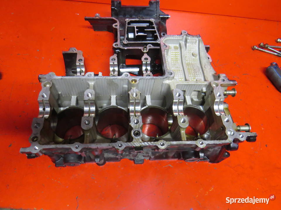 SUZUKI GSR 600 GSR600 K10 09 blok silnika