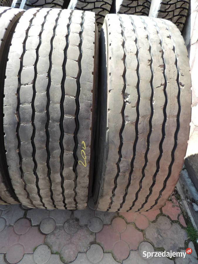 Opony 31570R225