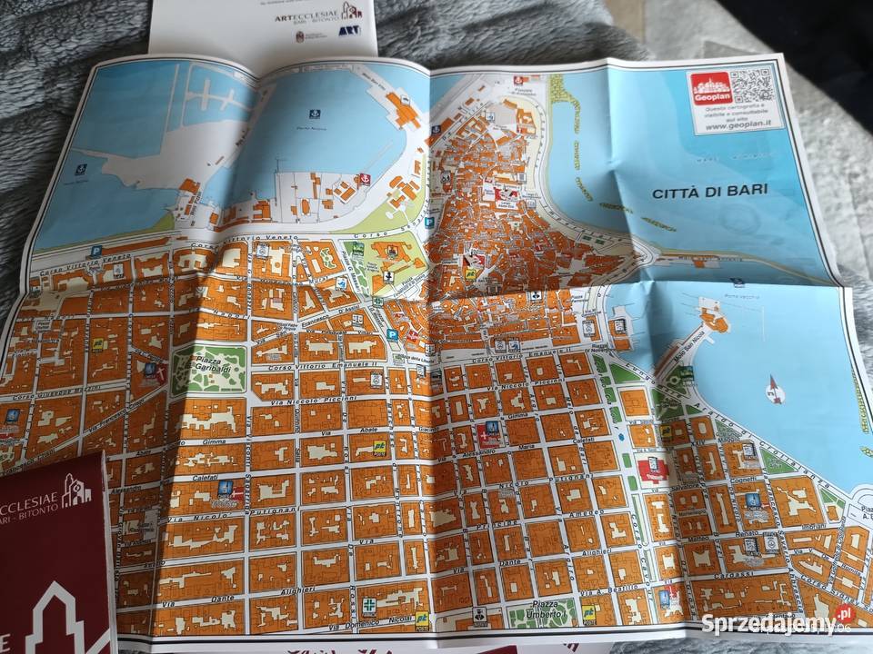 Ciekawe foldery turystyczne z pogranicza Węgier Wronki sprzedam