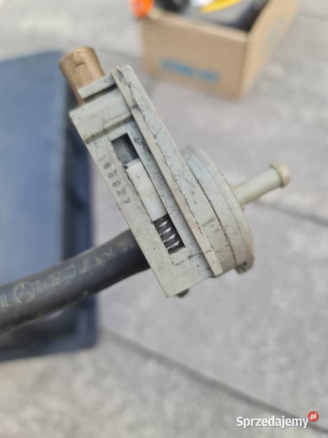 Zawor termostatyczny MercedesBenz w126 300se Dobrodzień