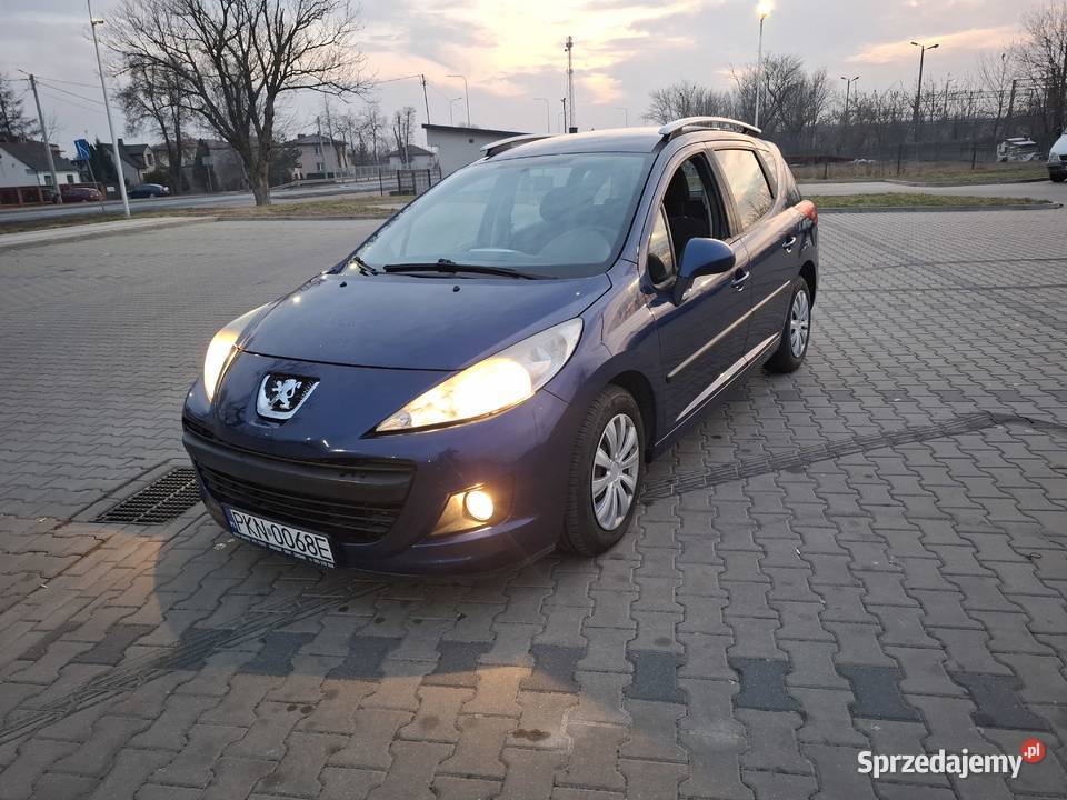 Peugeot 207 14 benzyna 2010r 134000km Łochów sprzedam