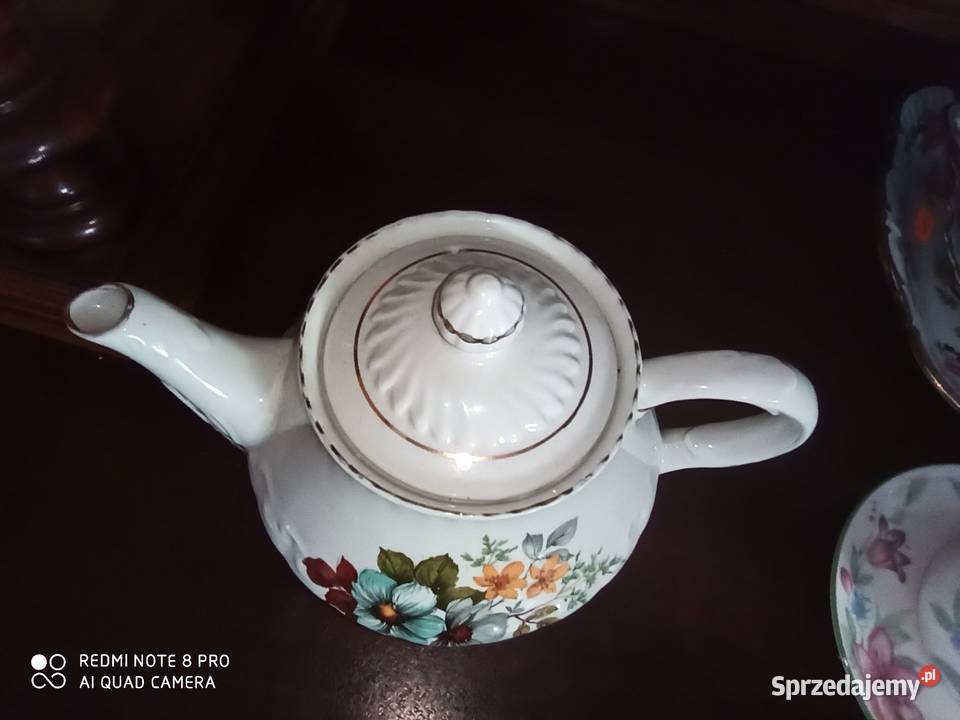 Dzbanek herbaty ELLGREAVE
A XIV OF WOOD SONS Gdańsk