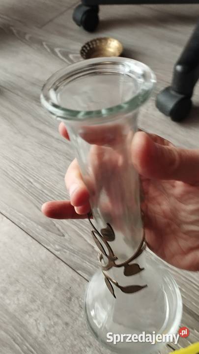wazon szklany z ozdobnym metalowym złoceniem Poznań