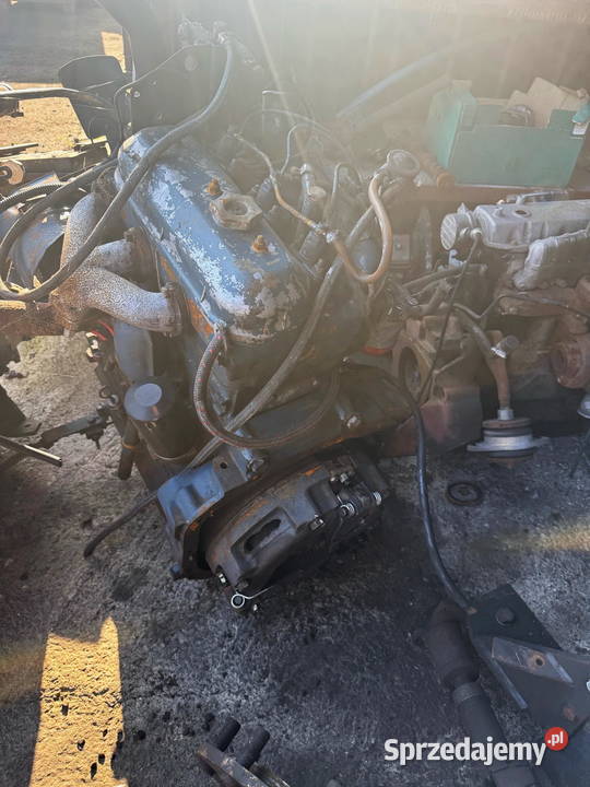 silnik 3cyl CASE Fiat IHC diesel sprawny silnik Działoszyn sprzedam