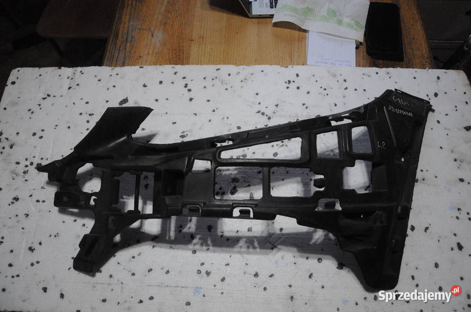 MERCEDES CKLASA ŚLIZG ZDERZAKA A2058850565 pomorskie Sierakowice