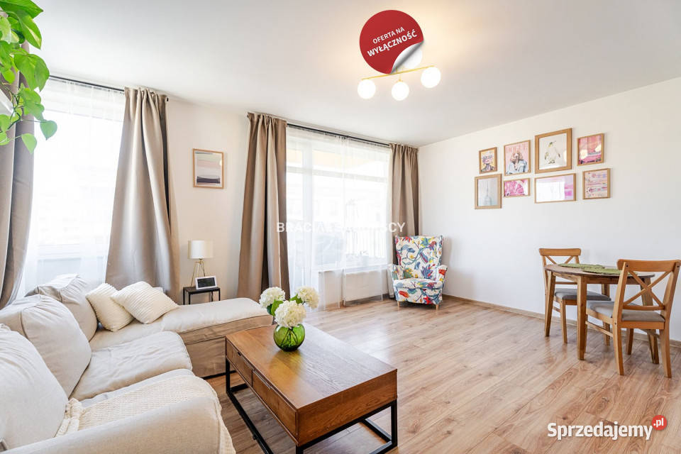 sprzedaży mieszkania 7346m2 4 pokoje Kraków blok sprzedam