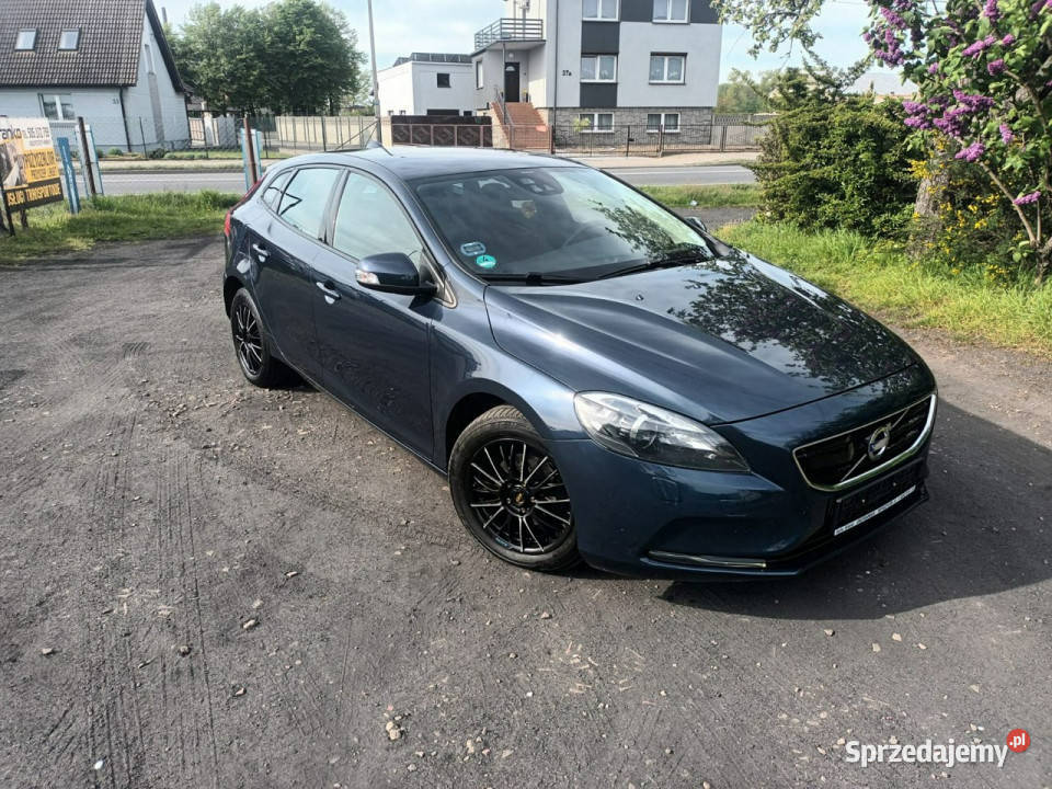 Volvo V40 D2 16 full radar blis II 2012 niebieski Jarocin
