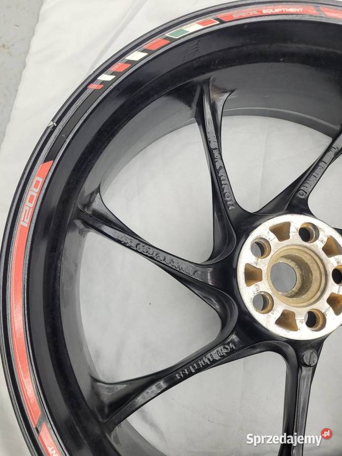 HONDA VFR 1200F 1200 F 12 OEM FELGA TYŁ TYLNA wielkopolskie Nowy Tomyśl