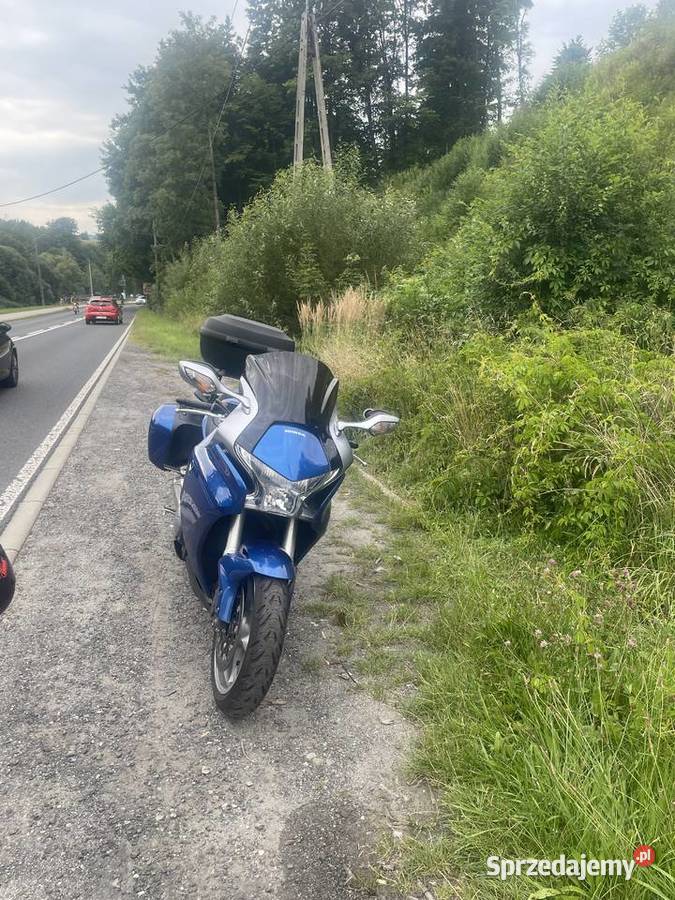 Honda VFR1200F 2010 dużym serwisie motocyklisty 1200cm3 Dąbrowa Górnicza