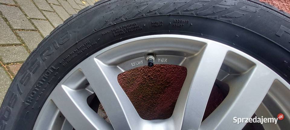 DEZENT TC 16 51143 ET38 Nokian WR Snowproof Pszczółki