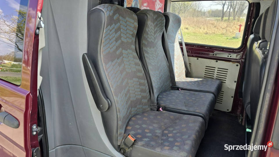 Mercedes Vito 6 osobowy bordowy Karczew