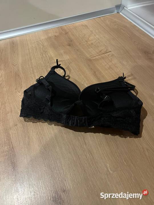 Delikatny uniwersalny stanik 75A pomorskie Gdańsk